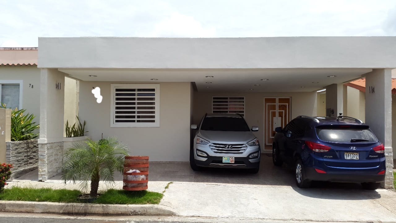 Fachada de casa en venta en La Arboleda, Arraiján (218 m²)